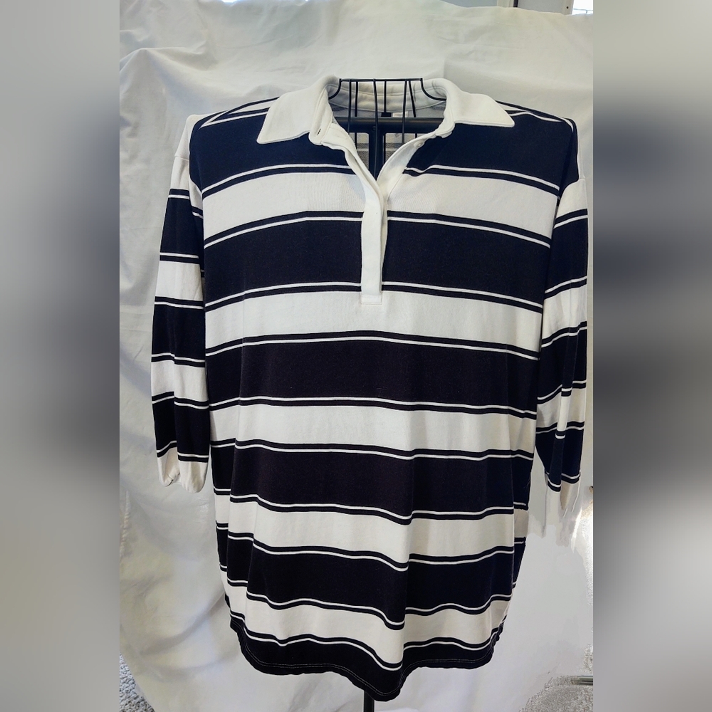 NWOT Mens size Large blue white striped shirt. Long sleeve  by DIVIDE from H&M